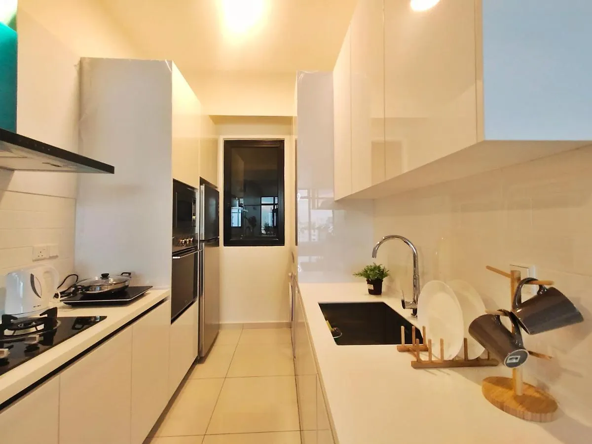 New Georgetown Instagramable 2Br Homestay For 10Pax 无敌美景两房民宿 Beacon Executive Suite Apartment