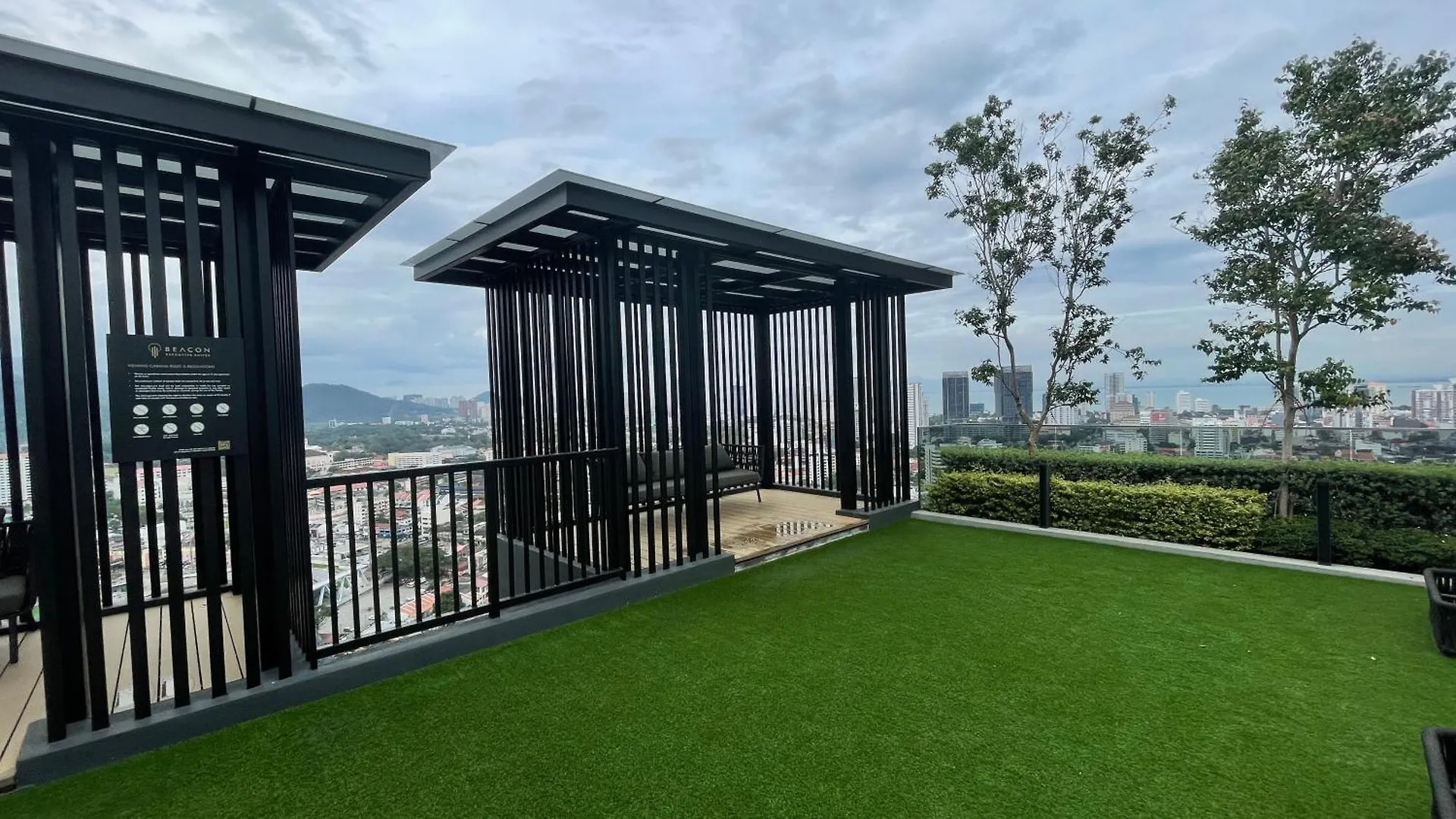 New Georgetown Instagramable 2Br Homestay For 10Pax 无敌美景两房民宿 Beacon Executive Suite Apartment George Town