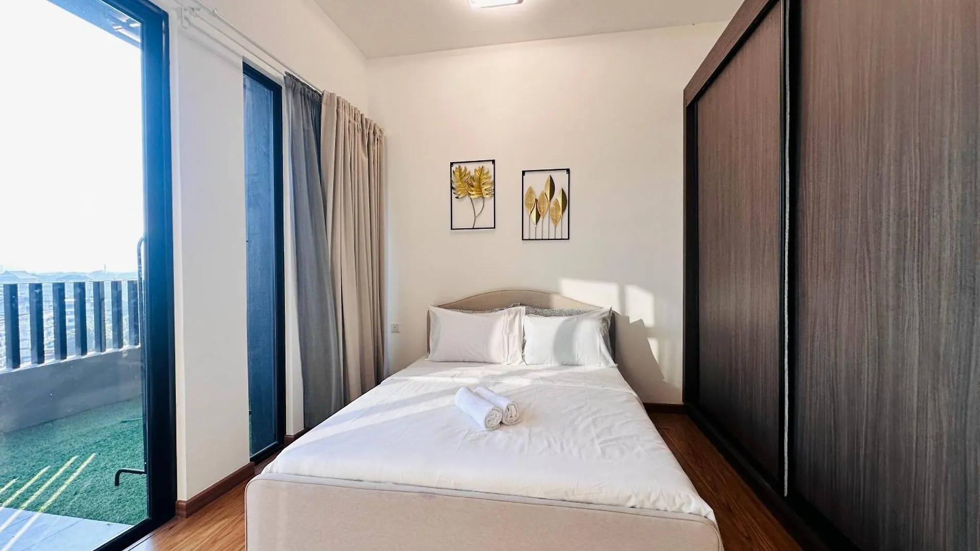 New Georgetown Instagramable 2Br Homestay For 10Pax 无敌美景两房民宿 Beacon Executive Suite Apartment George Town
