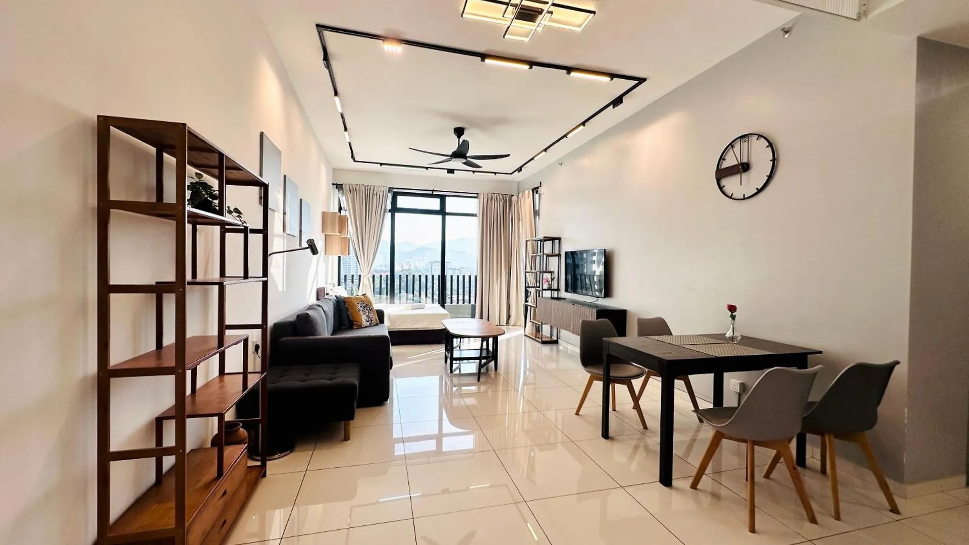 New Georgetown Instagramable 2Br Homestay For 10Pax 无敌美景两房民宿 Beacon Executive Suite location