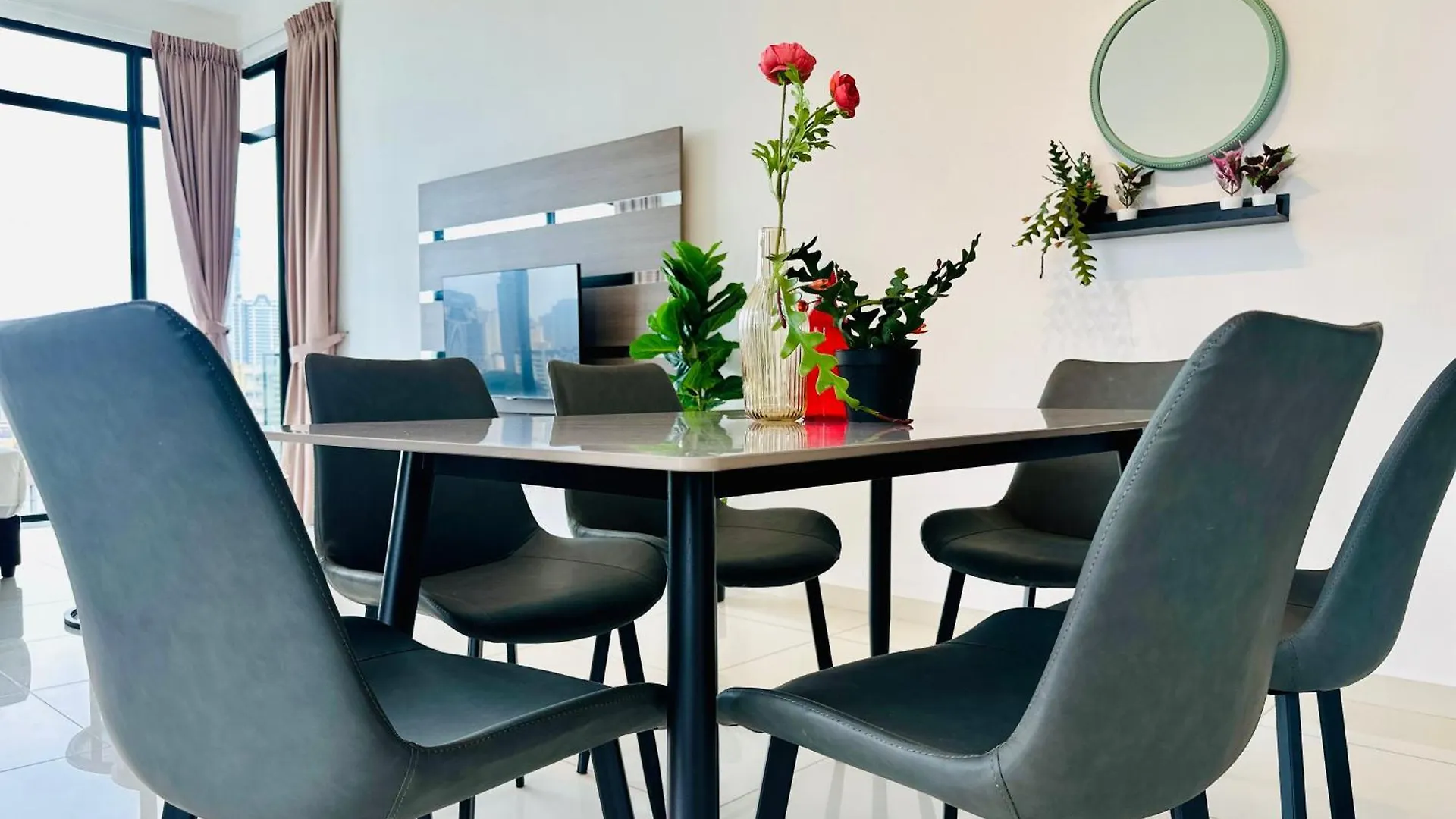 New Georgetown Instagramable 2Br Homestay For 10Pax 无敌美景两房民宿 Beacon Executive Suite Malaysia